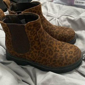 Cat & jack boots